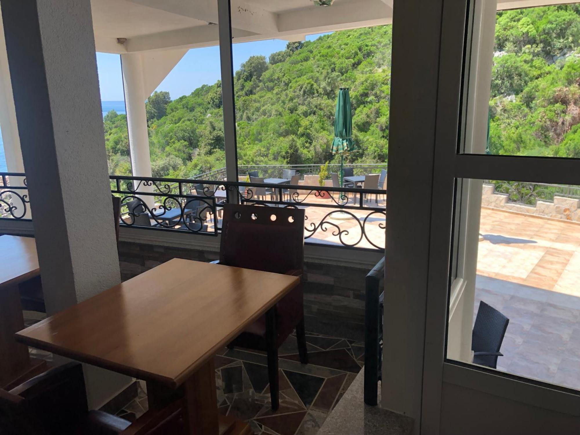 Novalic Hotel دوبرا فوفا المظهر الخارجي الصورة