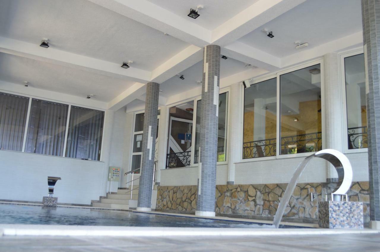 Novalic Hotel دوبرا فوفا المظهر الخارجي الصورة